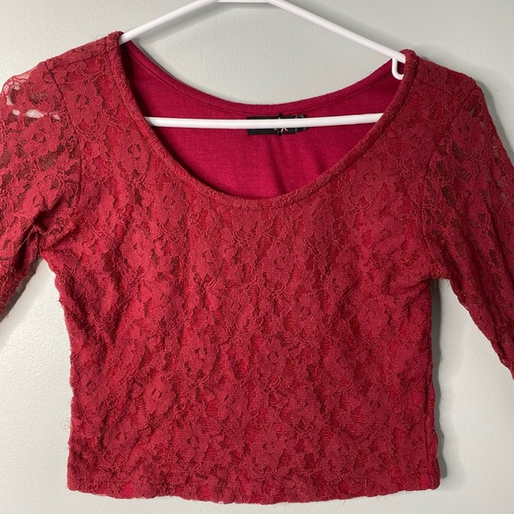 Mesh Red Color Crop top - Picture 2 of 4